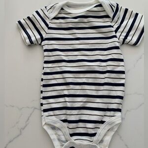 Carters & Lila and Jack Baby 6-9 mo. Bundle of 3. Like new 
Includes an H&M set.